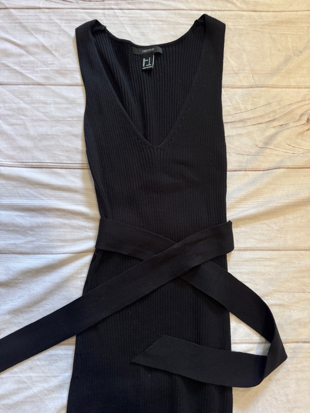 Forever 21 Sleeveless ribbed sweater dress